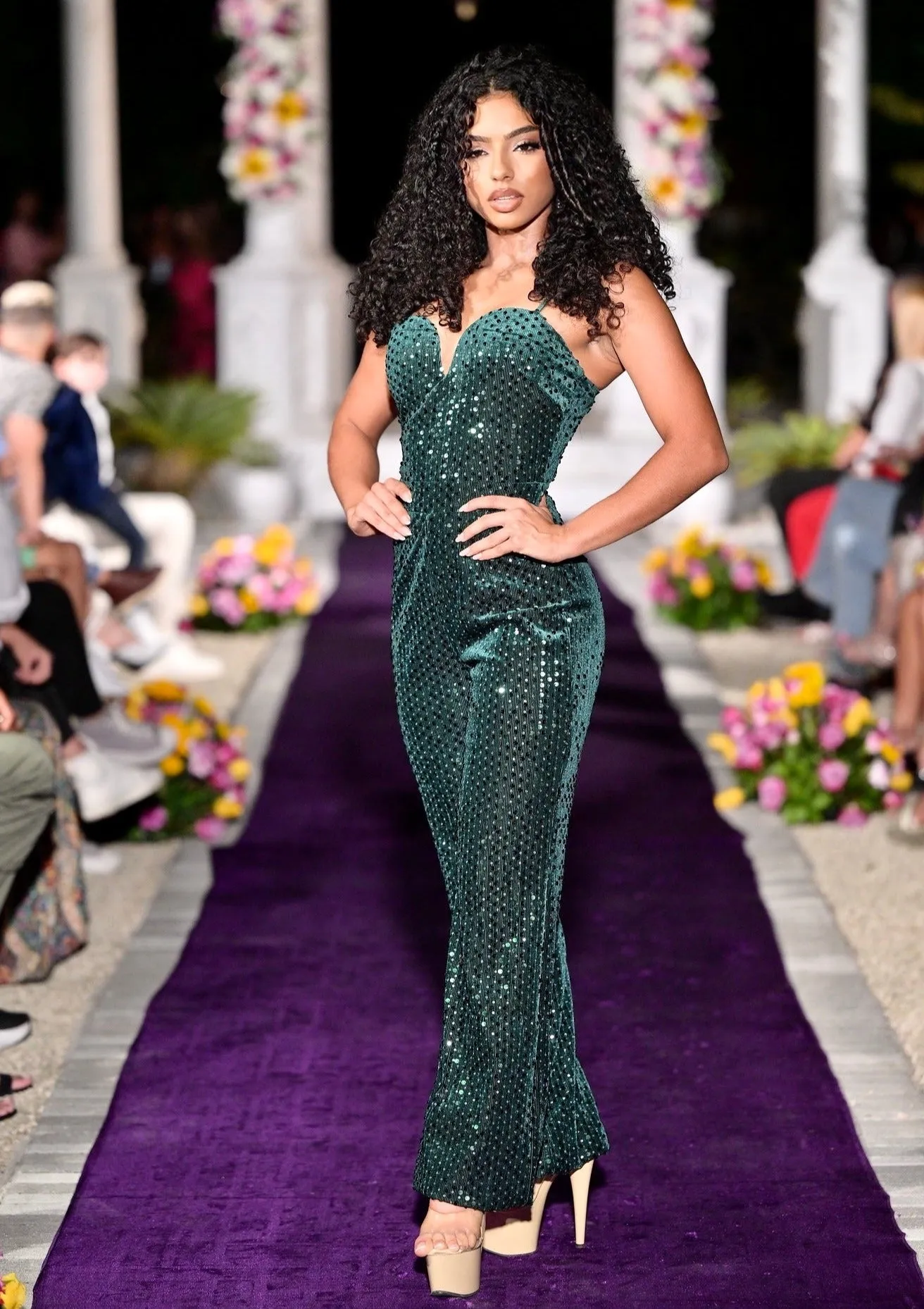 ADELA EMERALD GREEN SEQUIN JUMPSUIT – LUXURIOUS SPARKLING ONE-PIECE FOR SPECIAL OCCASIONS