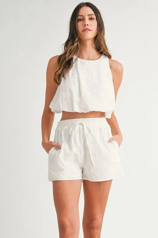 BREEZY EYELET SET