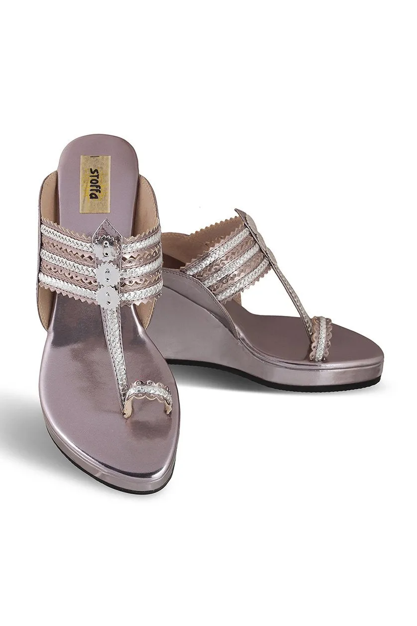 Classic High K Wedge Taupe