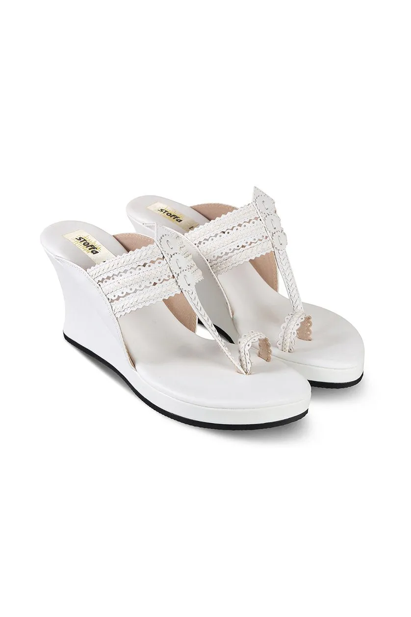 Classic High K Wedge Taupe