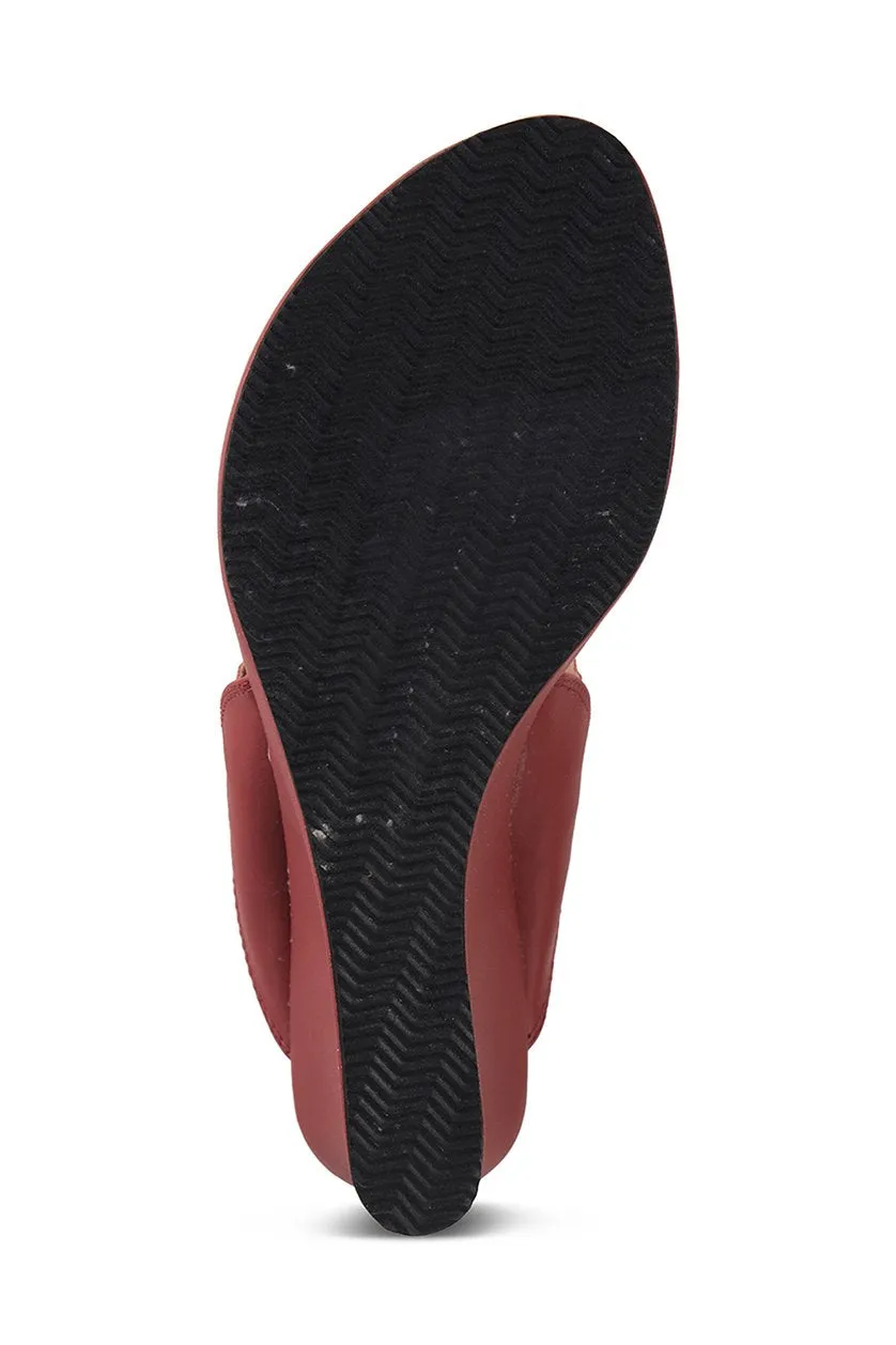 Classic High K Wedge Taupe