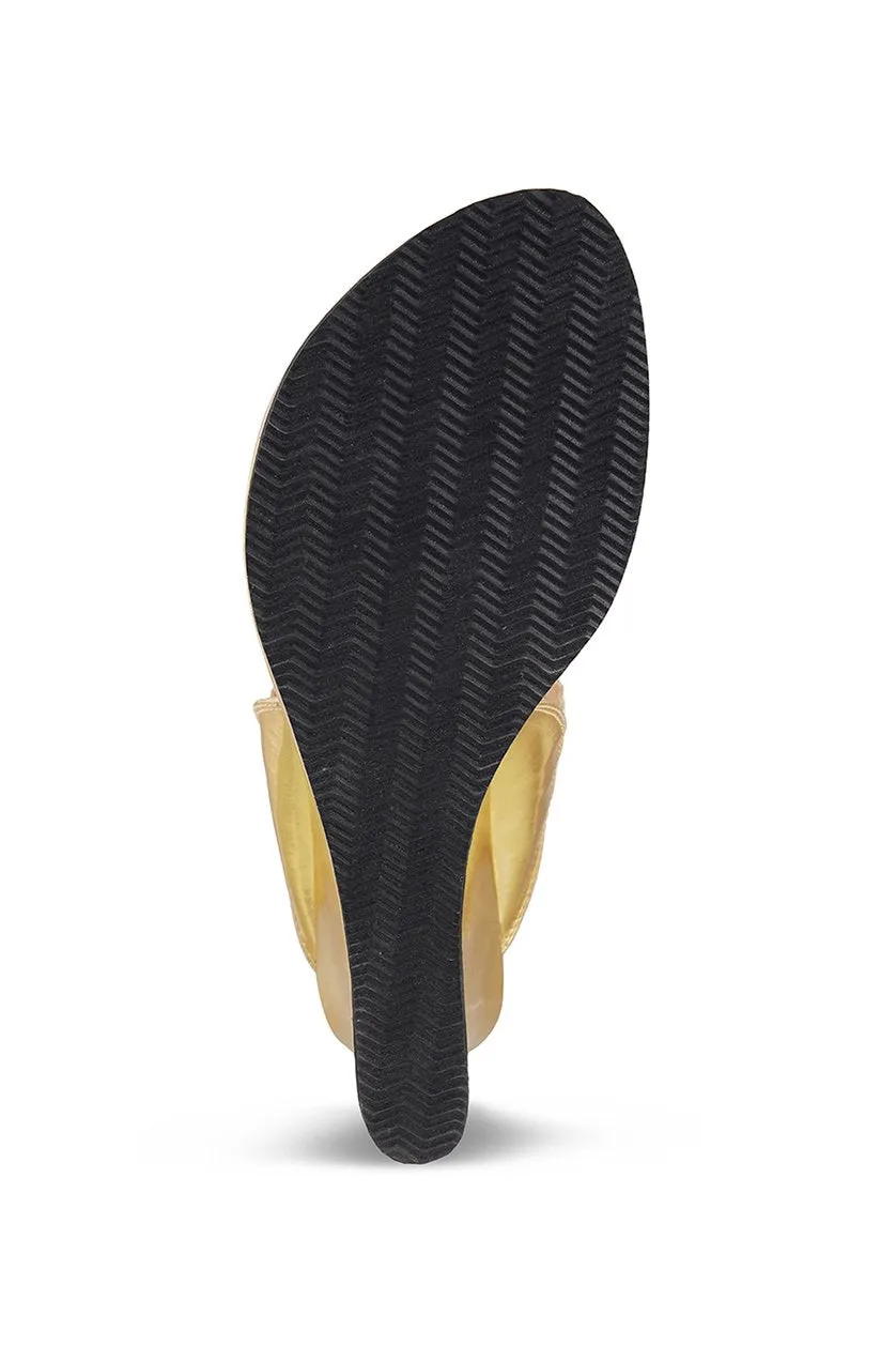 Classic High K Wedge Taupe