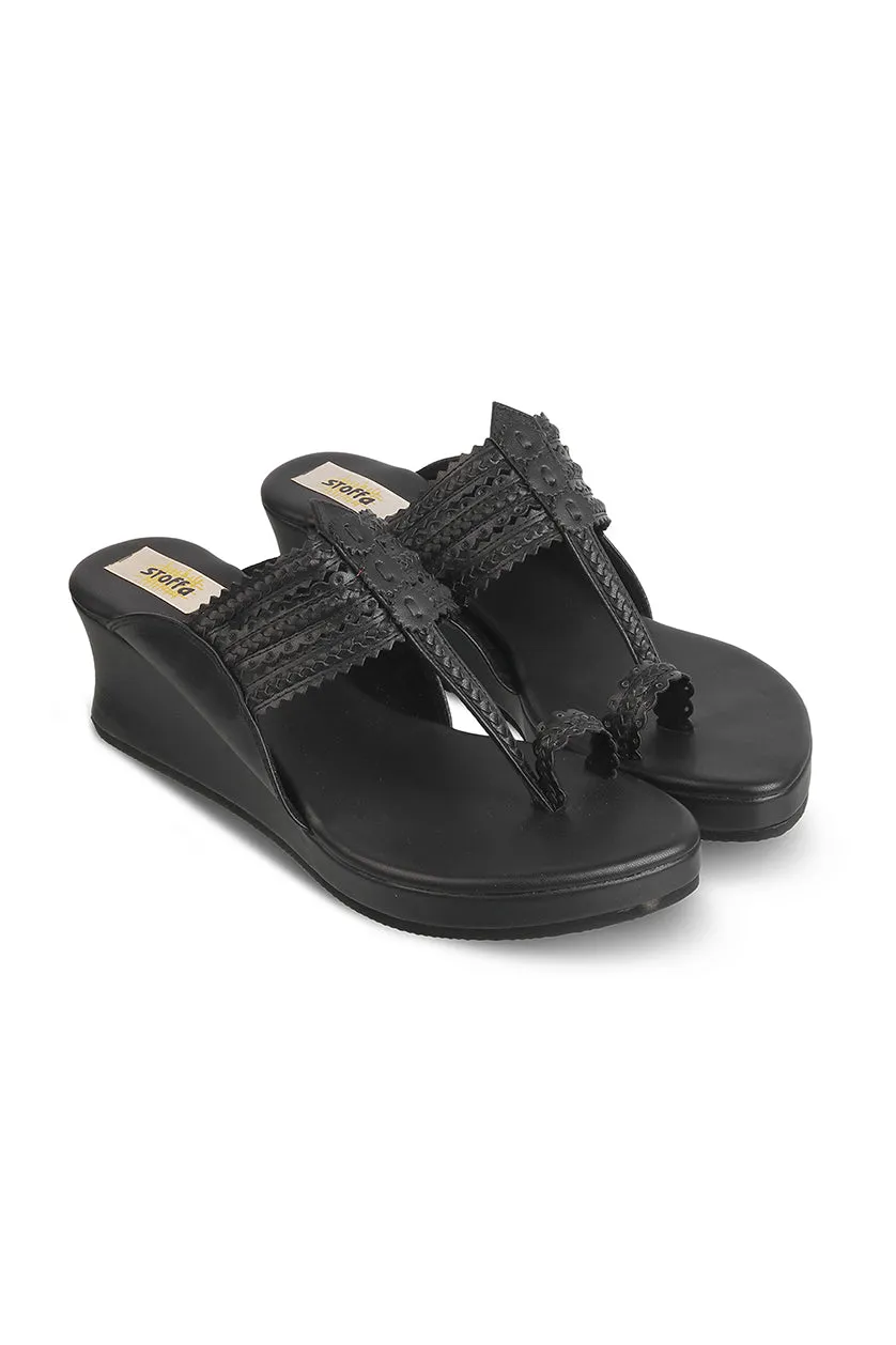 Classic Low K Wedge Champagne