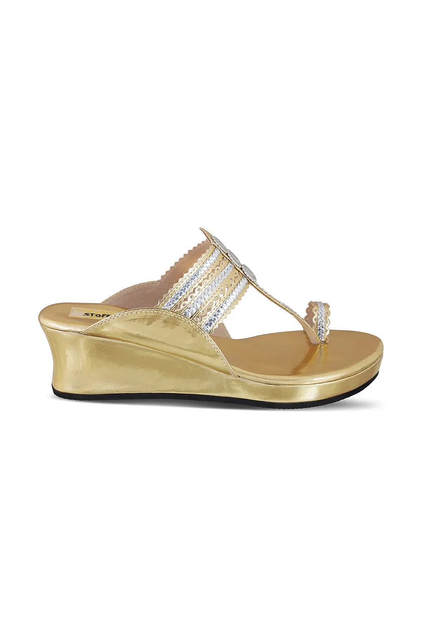 Classic Low K Wedge Champagne