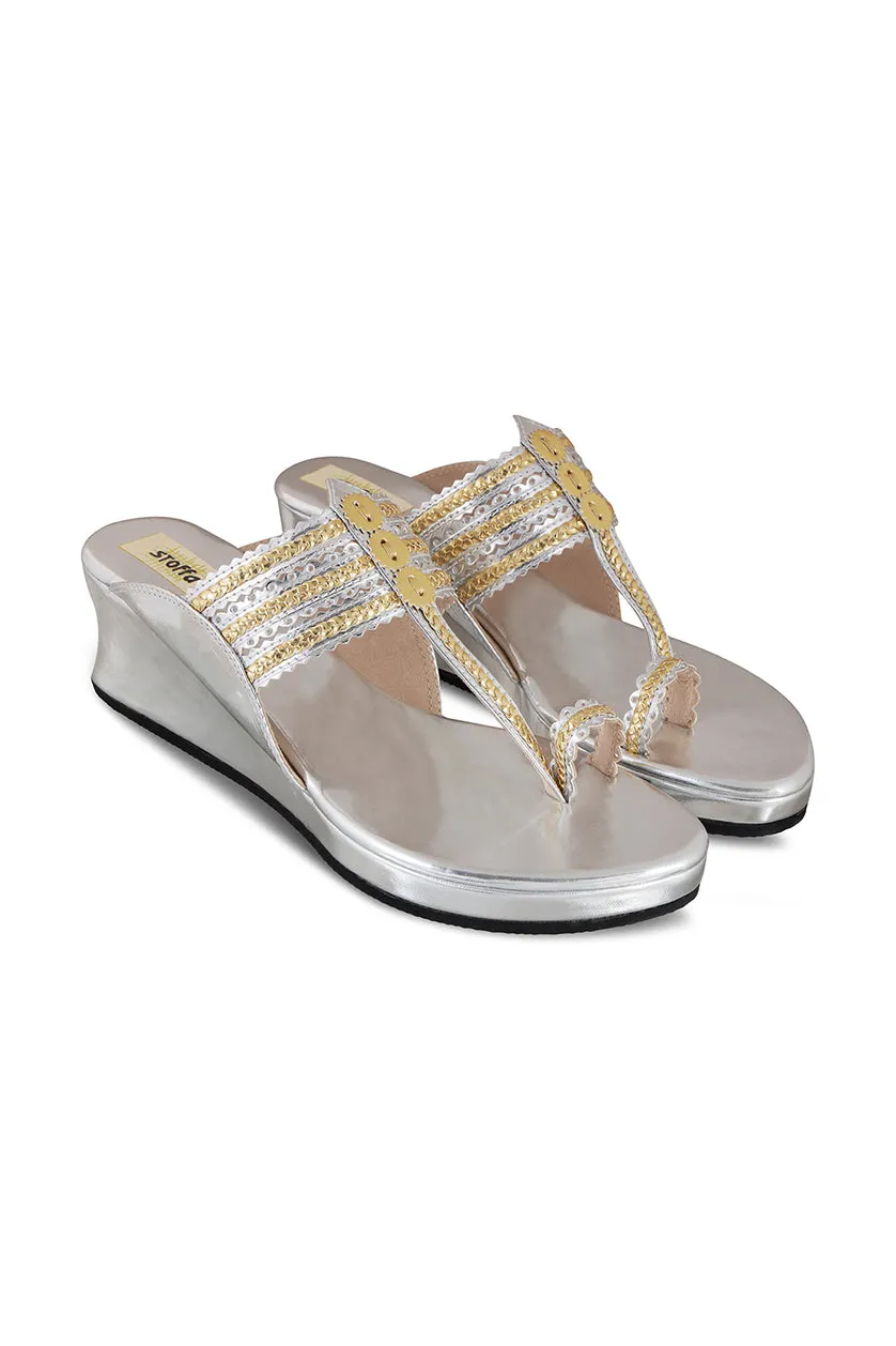 Classic Low K Wedge Champagne