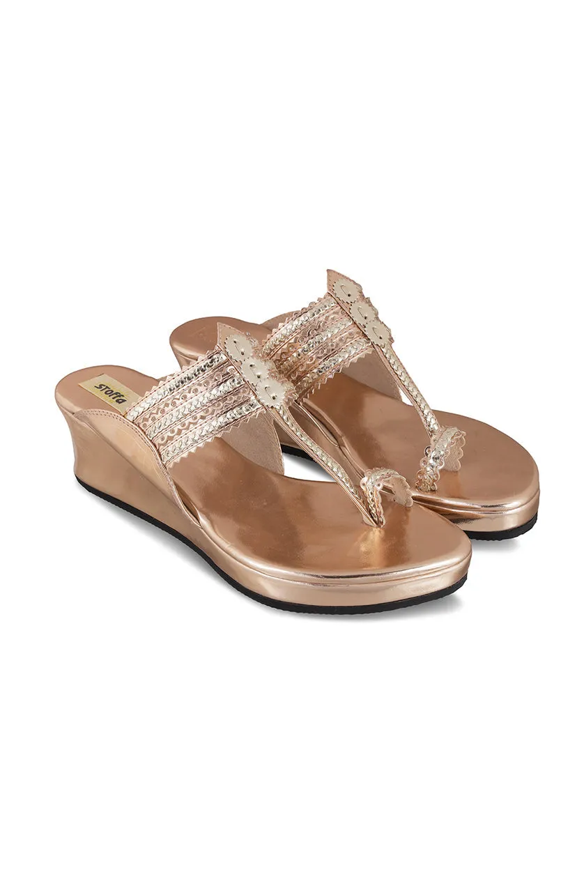Classic Low K Wedge Champagne
