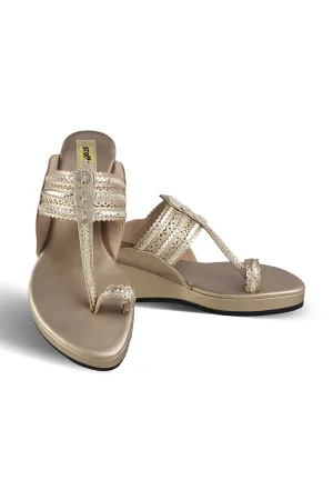 Classic Low K Wedge Champagne