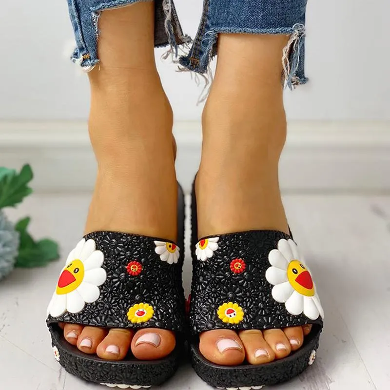 Colorful Sunflower Pattern Casual Sandals
