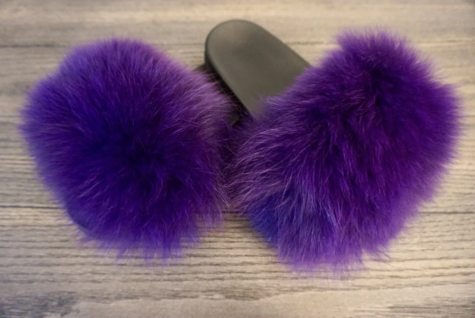 Dark Purple Pom
