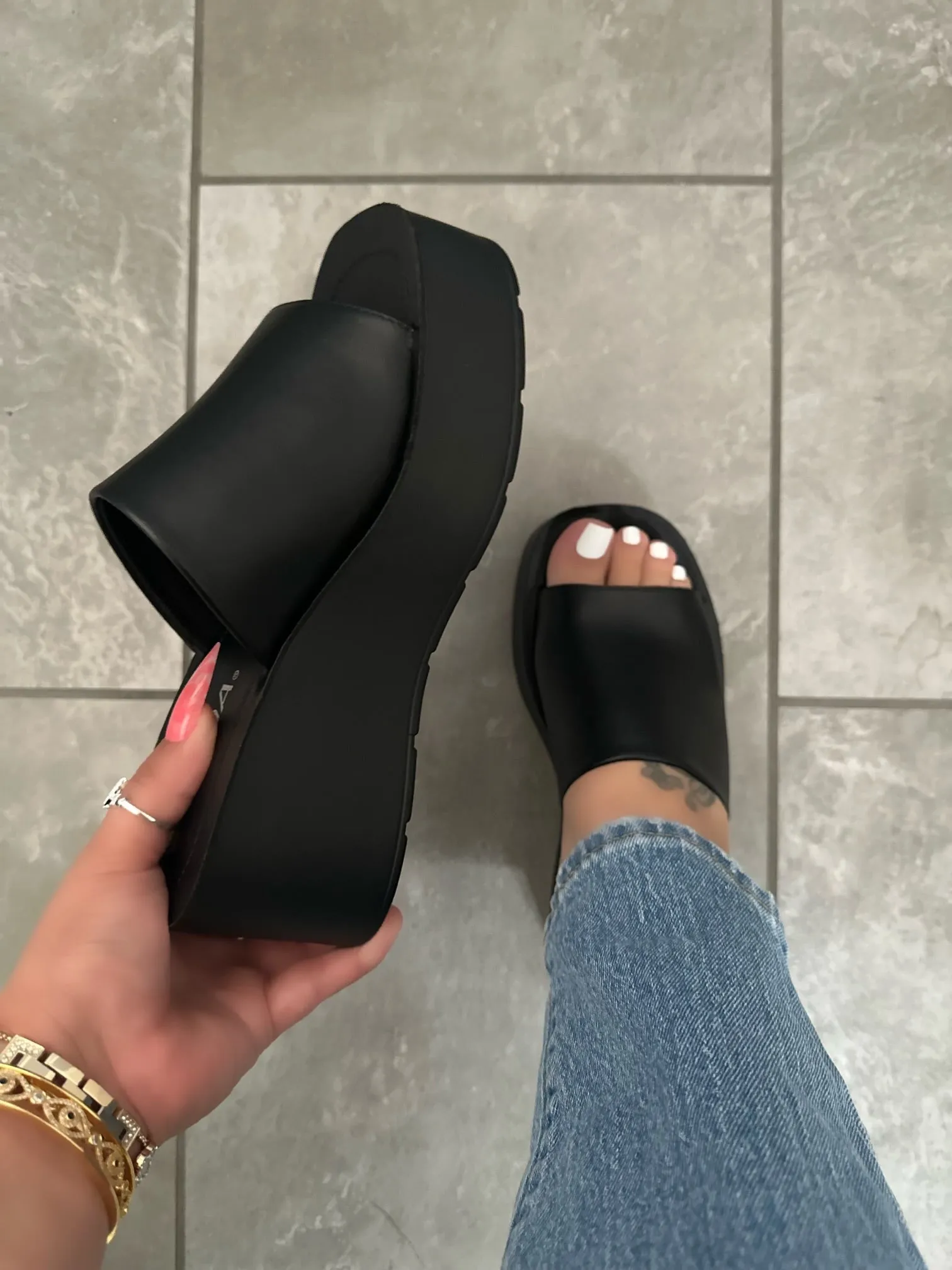 Ella Wedge Slide Sandals-Black