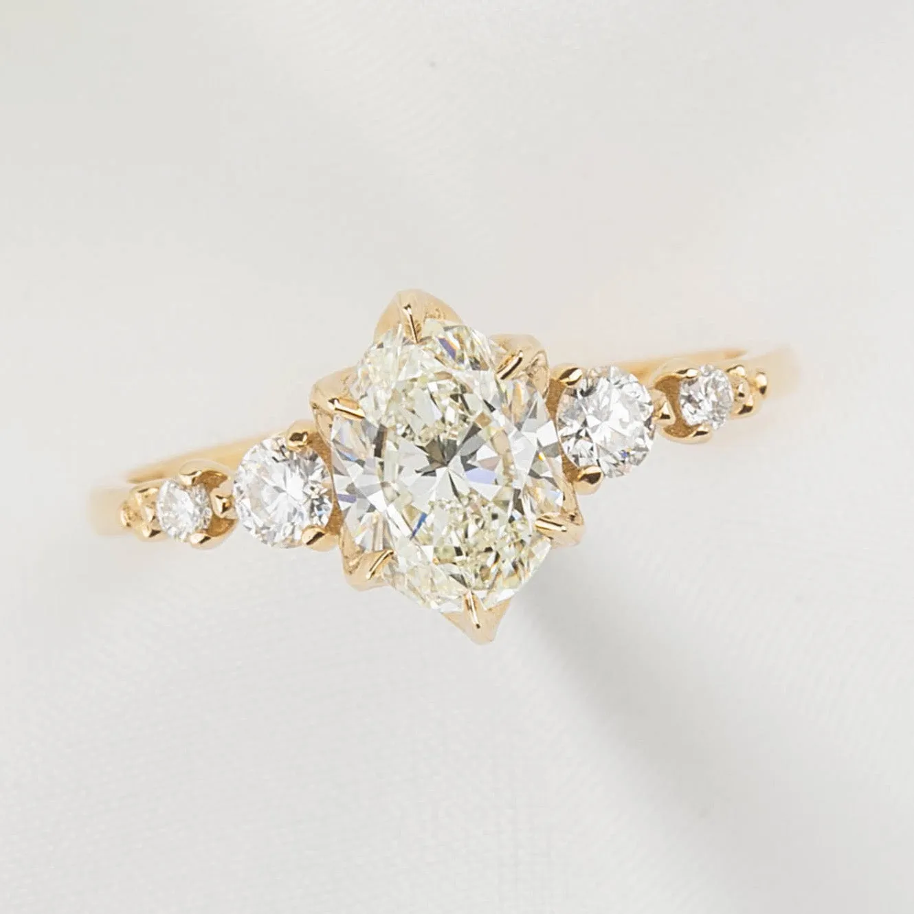 Estel Fleur Grand Ring, Oval Brilliant Cut Diamond