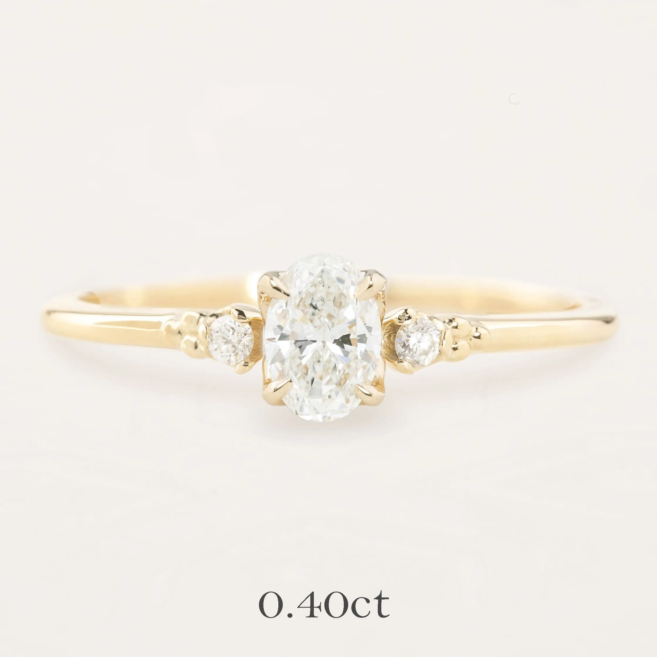 Estel Ring, Oval Brilliant Cut Diamond