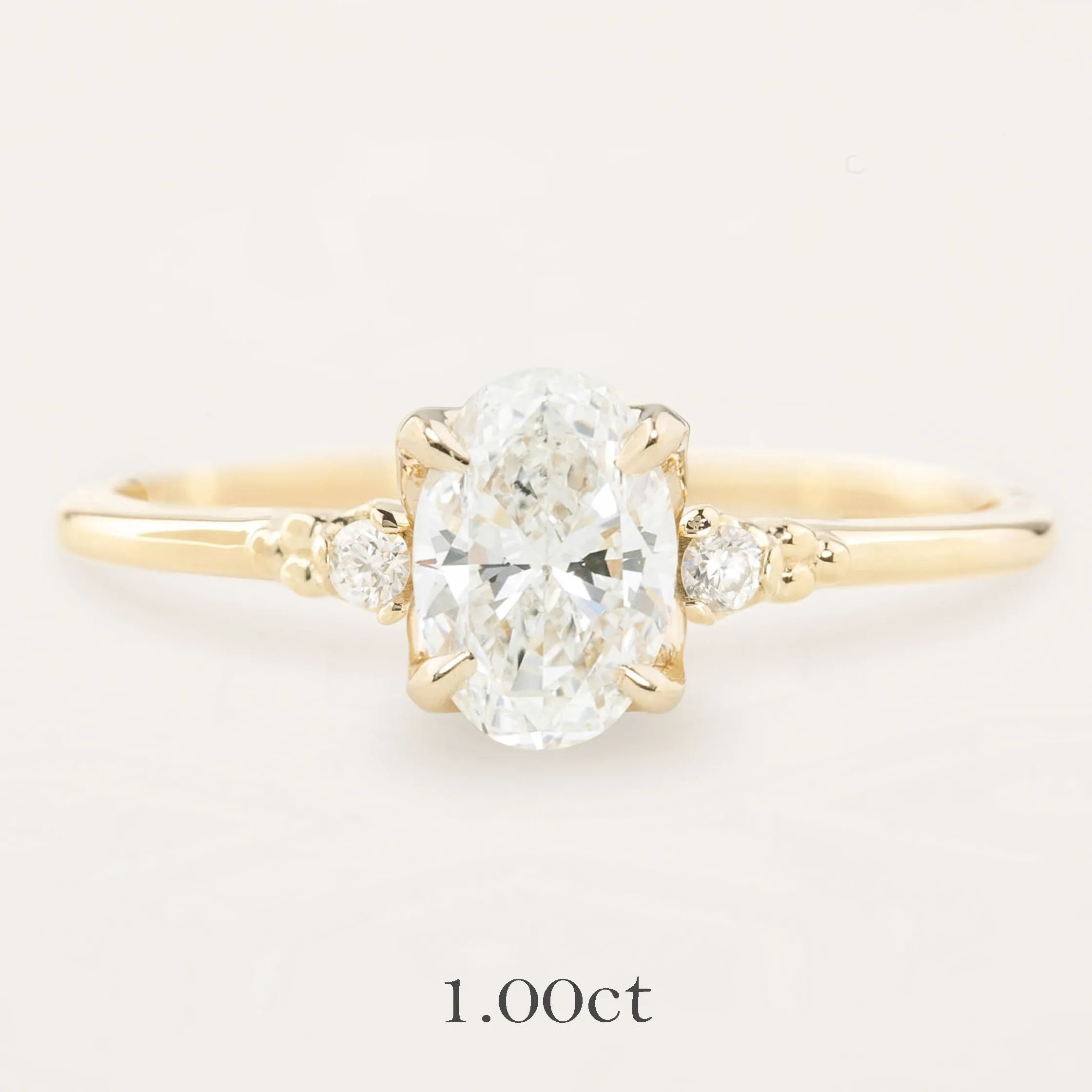 Estel Ring, Oval Brilliant Cut Diamond
