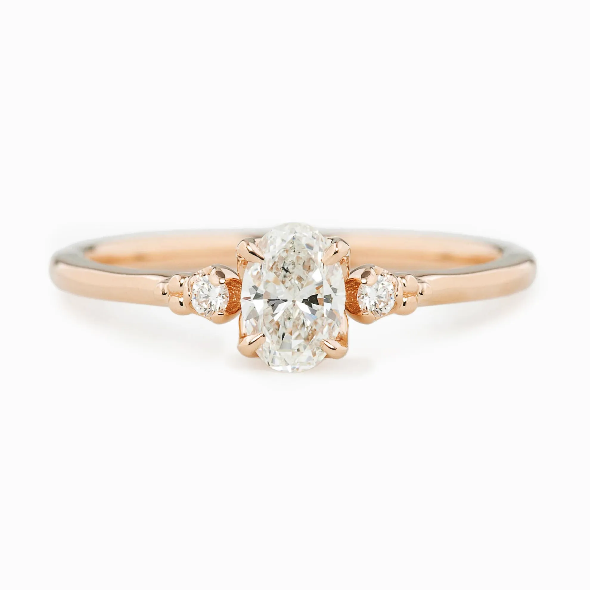 Estel Ring, Oval Brilliant Cut Diamond