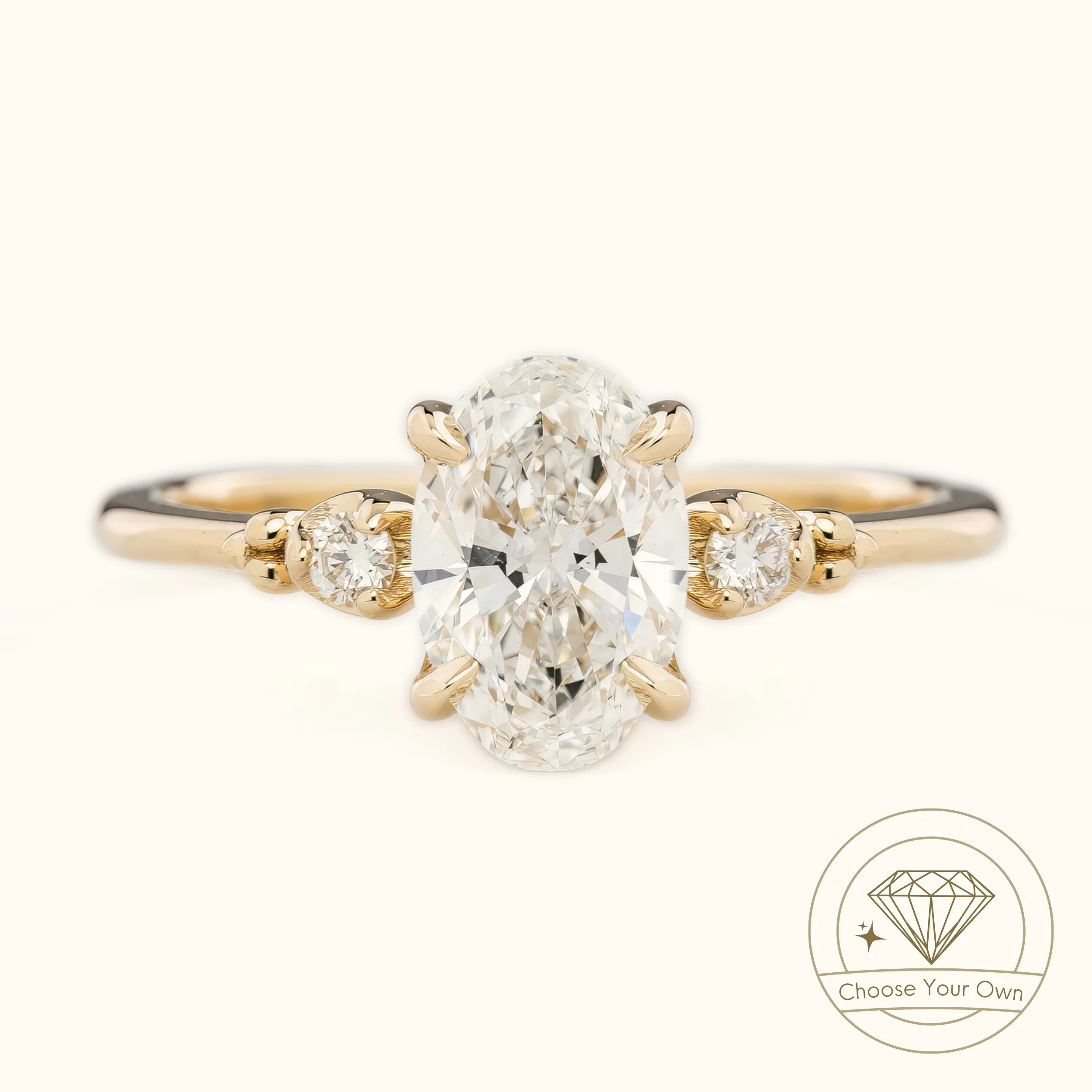 Estel Ring, Oval Brilliant Cut Diamond