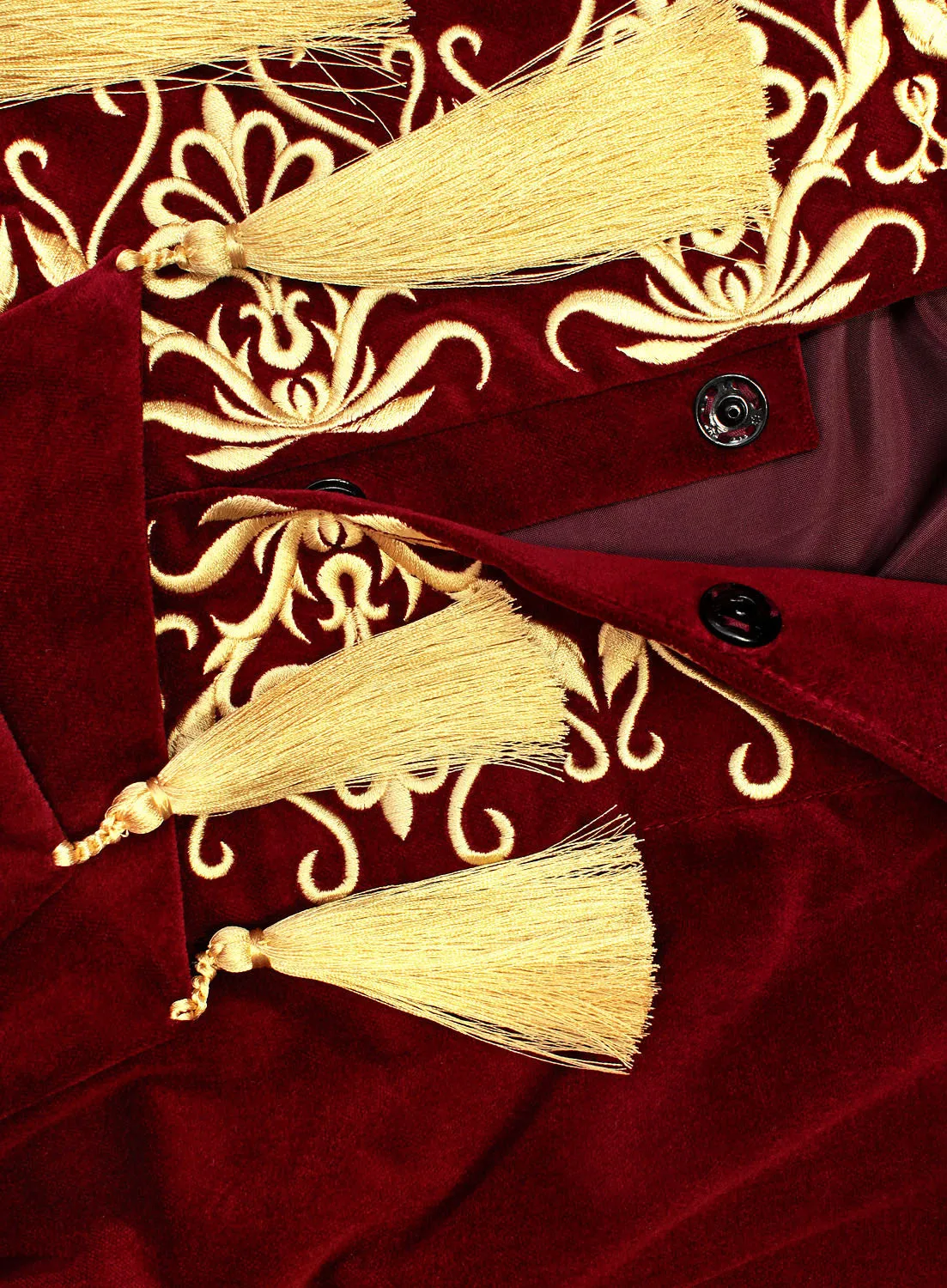 Kaftan with embroidery