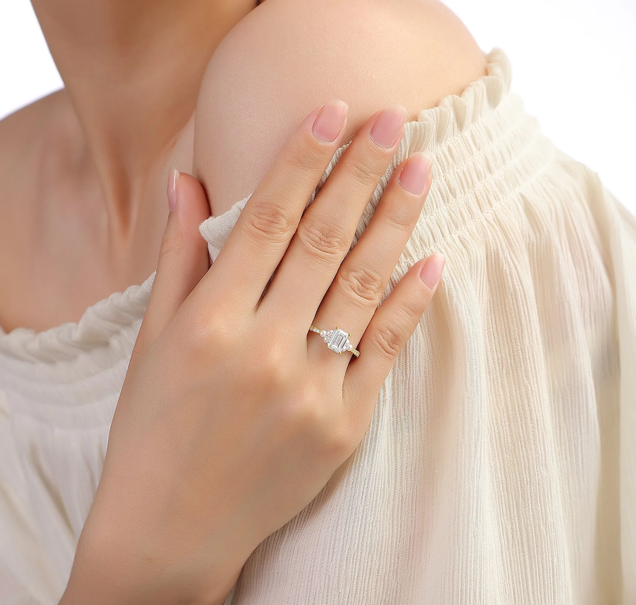 Lab Grown diamond 1.65ctw Solitaire Emerald with Pearl Bridal Ring