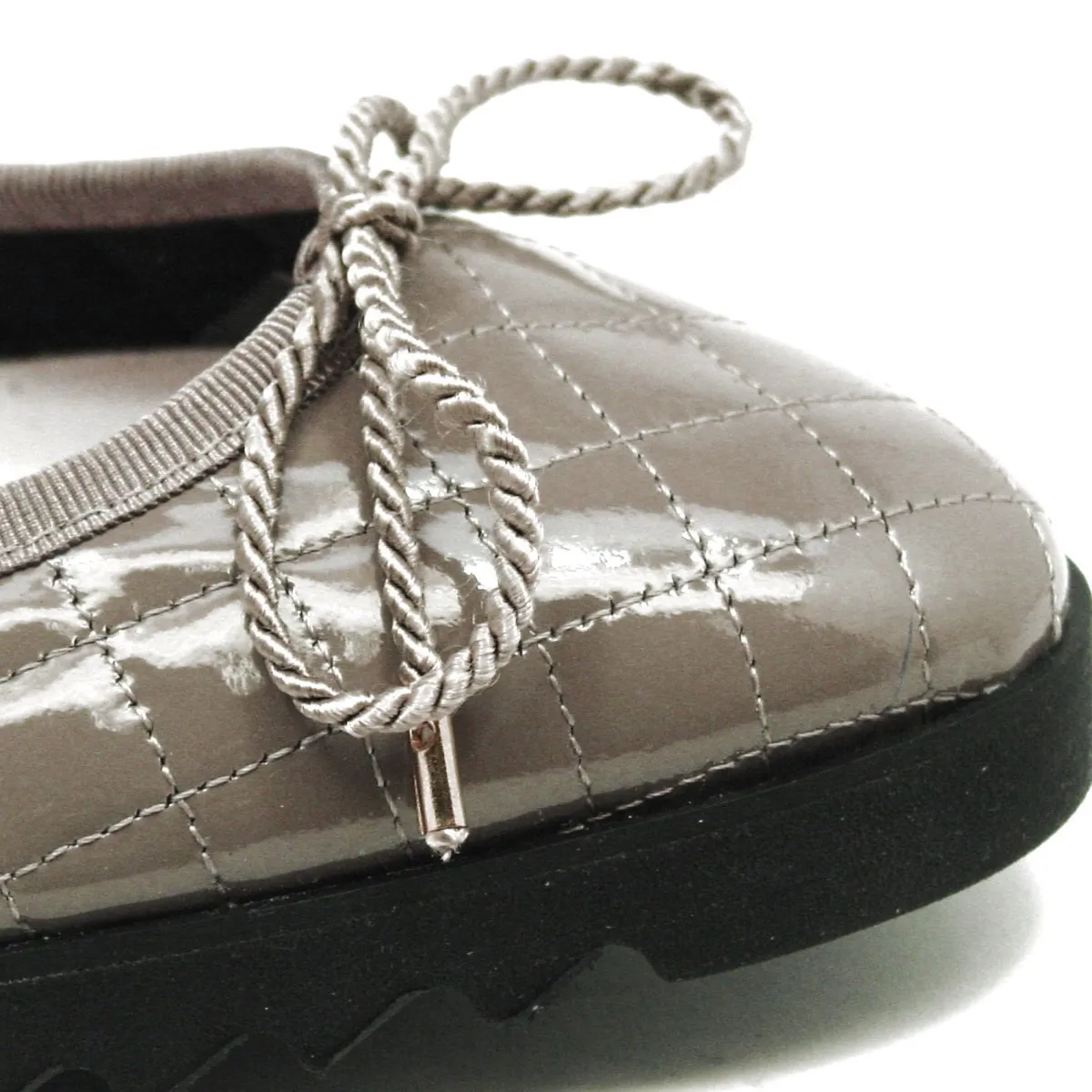 Lido Taupe Patent