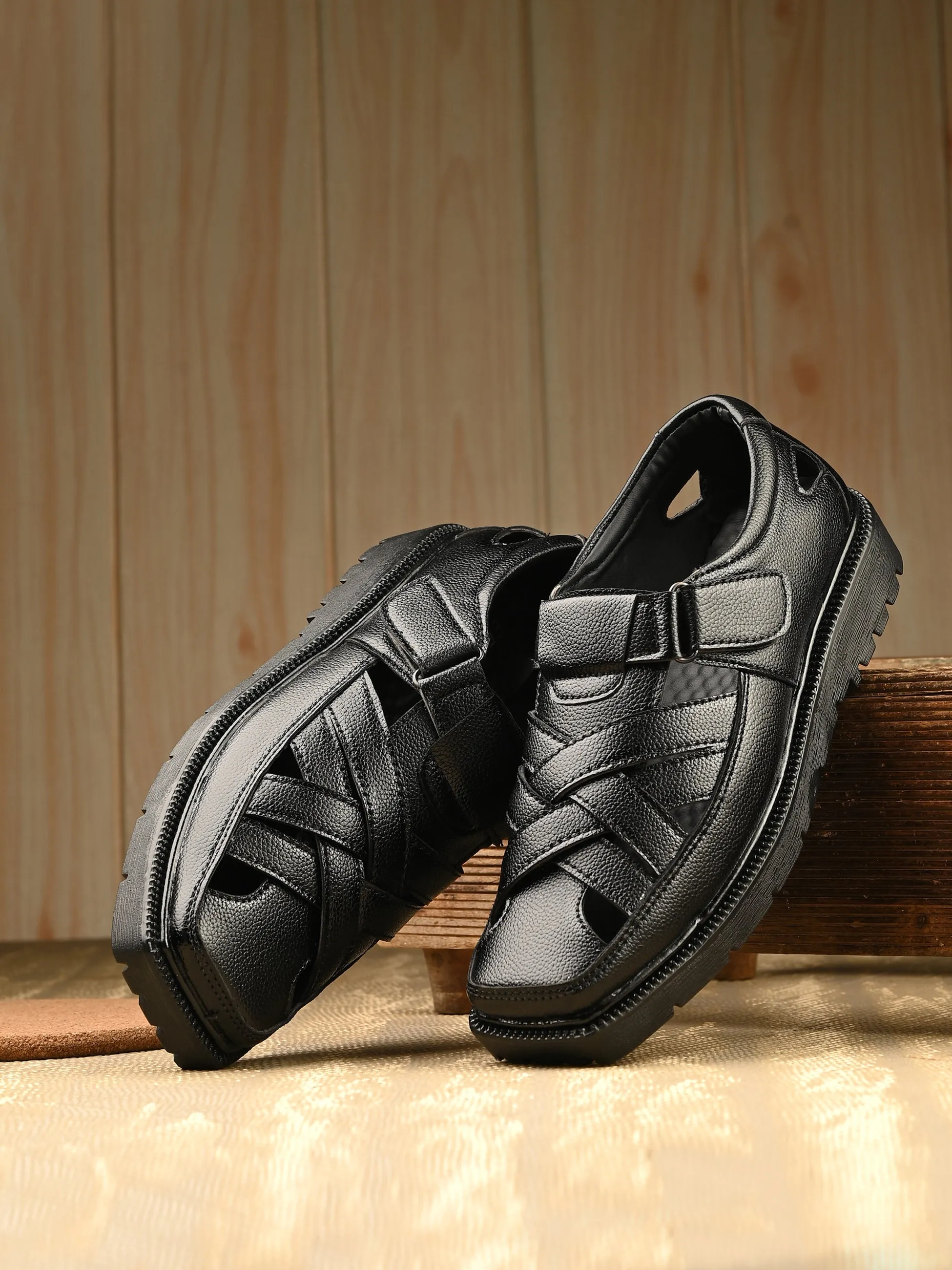 Men Shoe-Style Faux Leather Casual Slip On Sandals