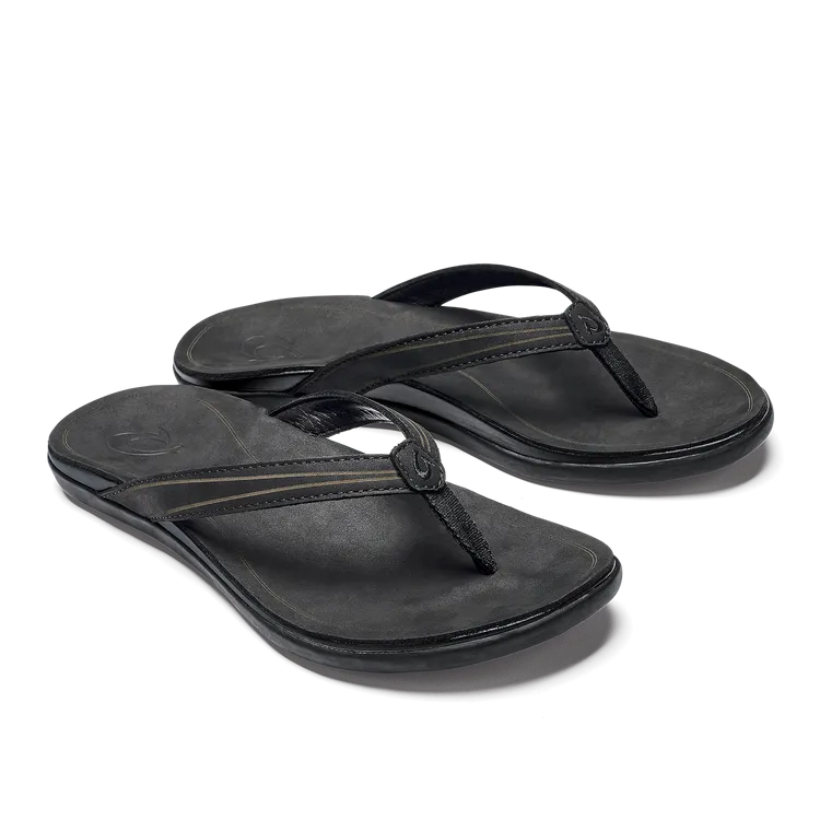 OluKai Womens 'Aukai Leather Sandals - Black / Black