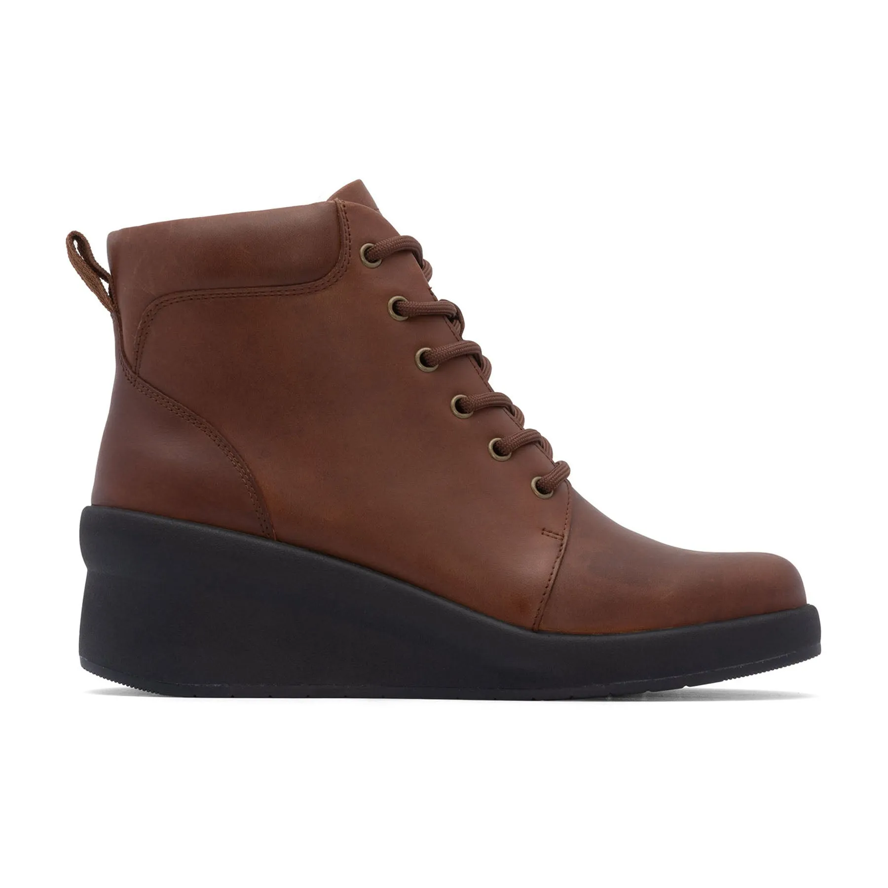 Passage Lace Up