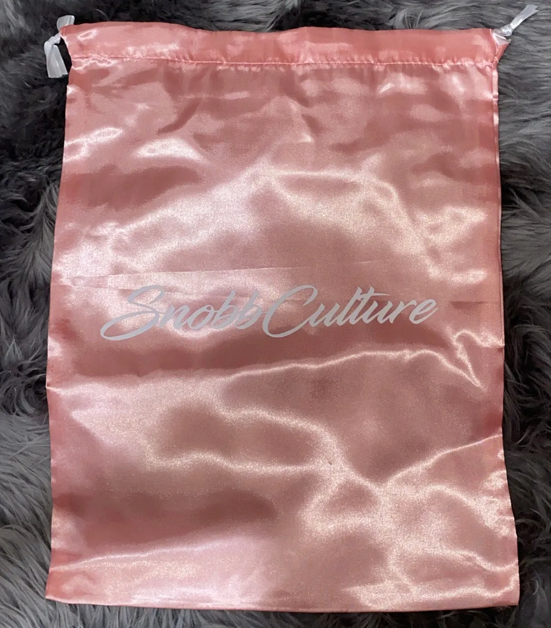 Peach Pom