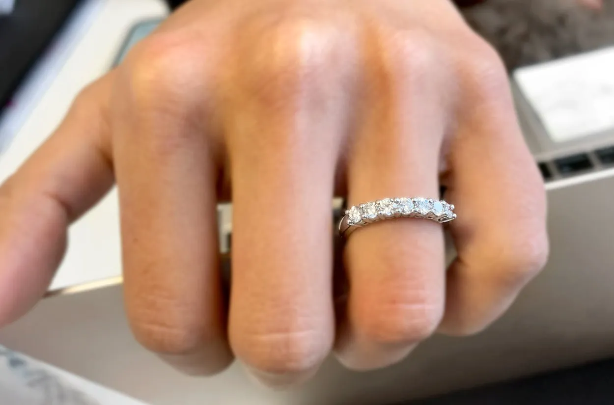 Ring 7 Diamonds & Platinum 1.03 cts