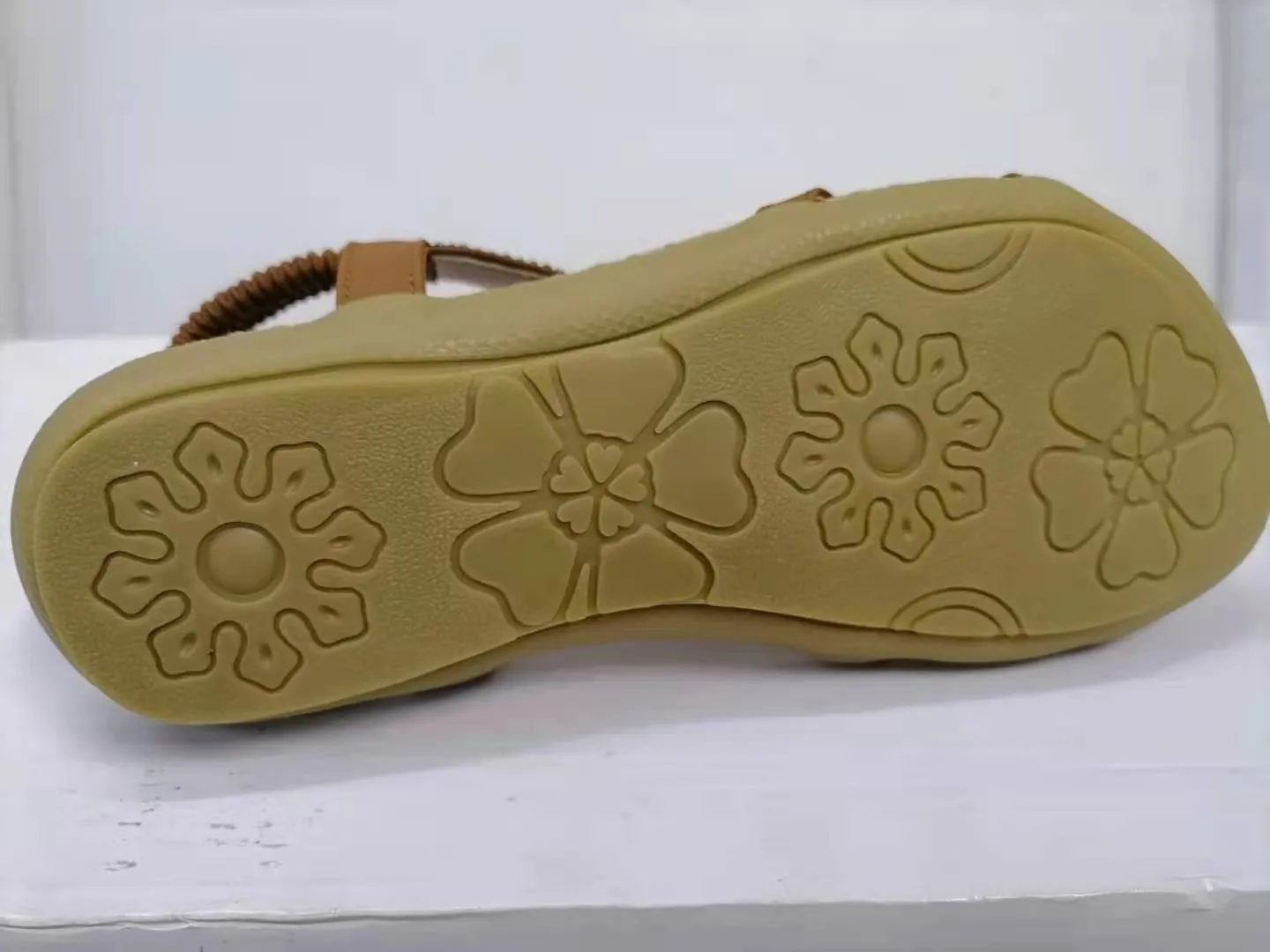 Sandals Large Size Flower Rhinestone Beach Shoes