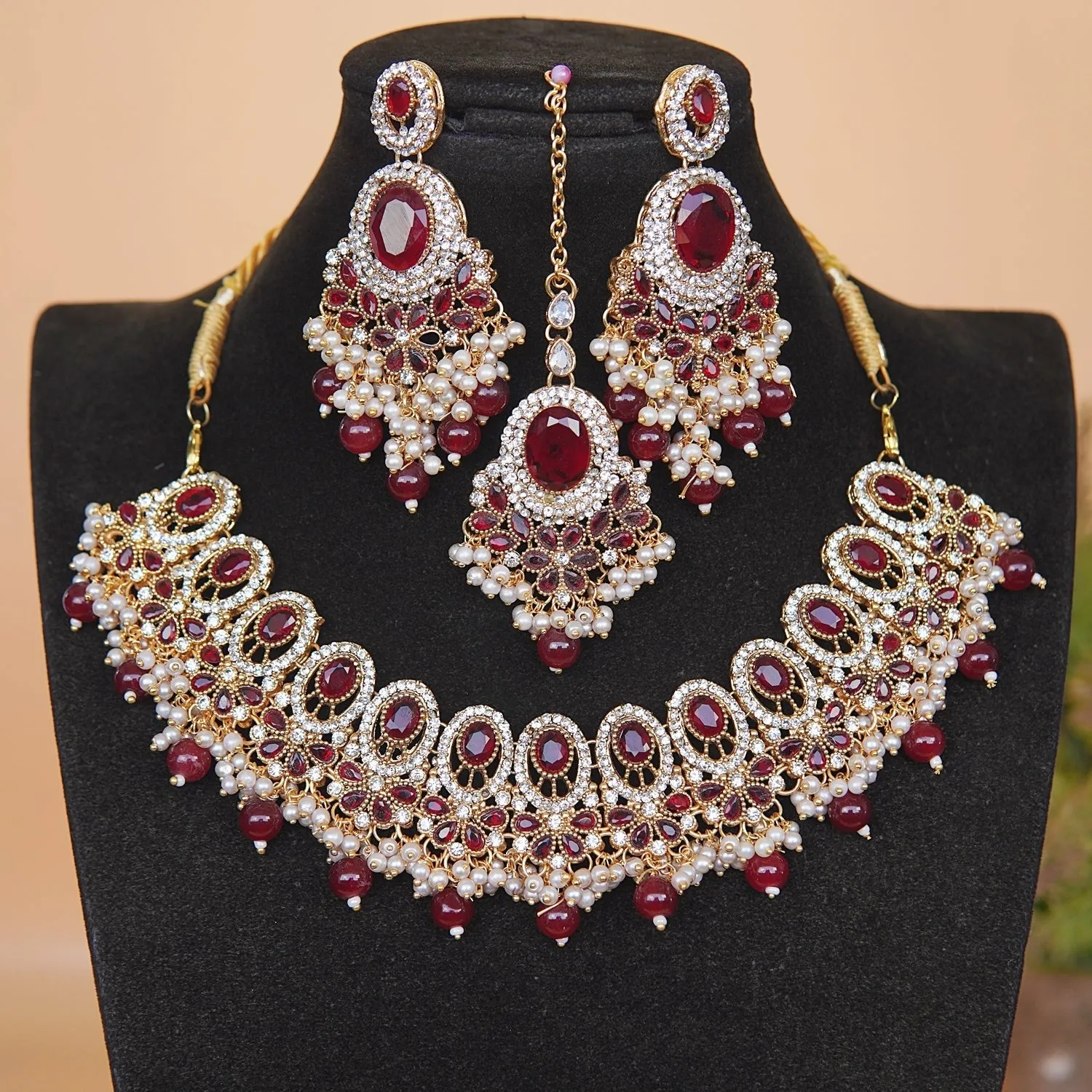 Semi-Gems Glowing Necklace Set