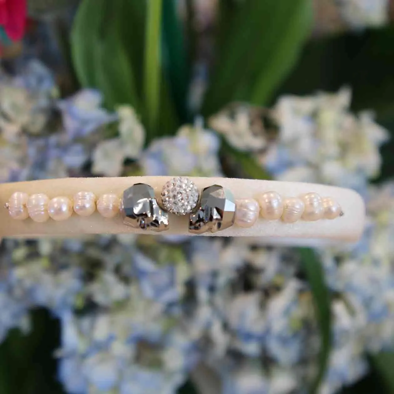 Skull and Pearl White Velvet Headband