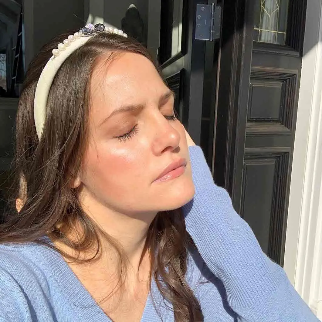 Skull and Pearl White Velvet Headband