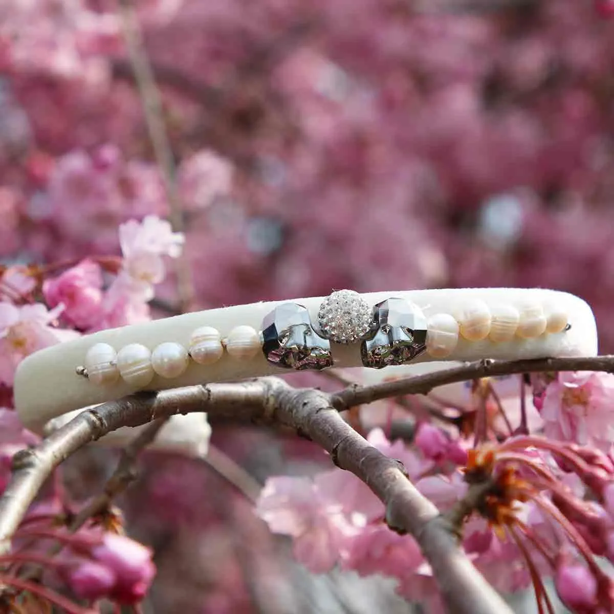 Skull and Pearl White Velvet Headband