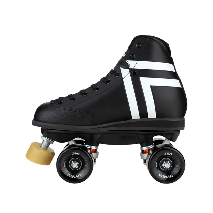 Skyhawk Outdoor Skate Set