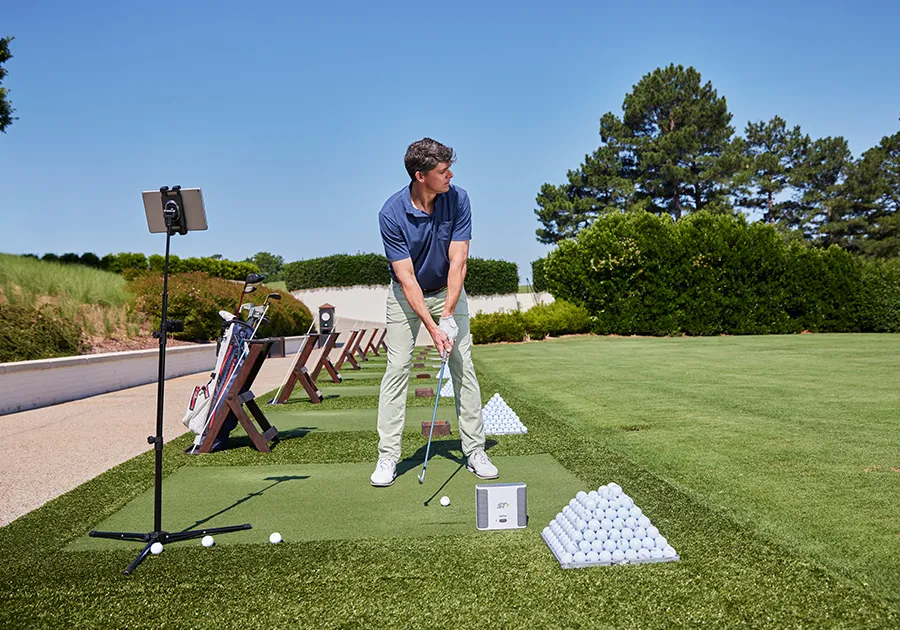 SkyTrak  Launch Monitor and Golf Simulator