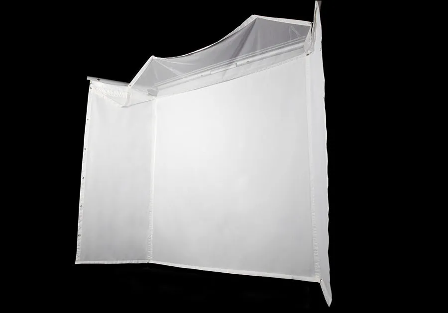 SkyTrak  Retractable Screen Package