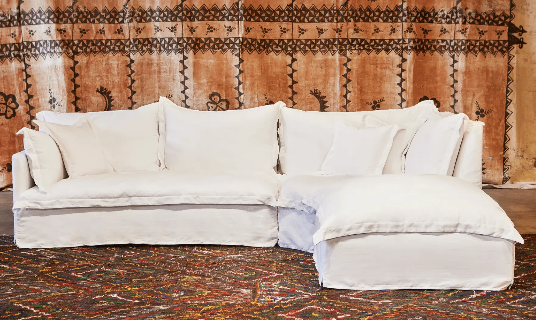 St. Lucia 3pc Slipcovered Sectional w/LAF Sofa