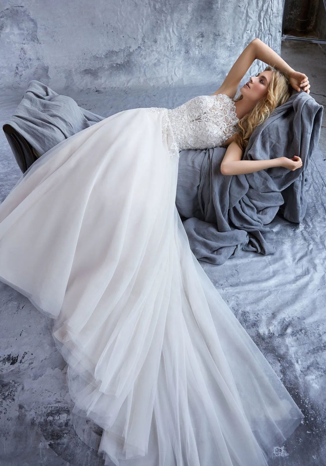 Style 8213