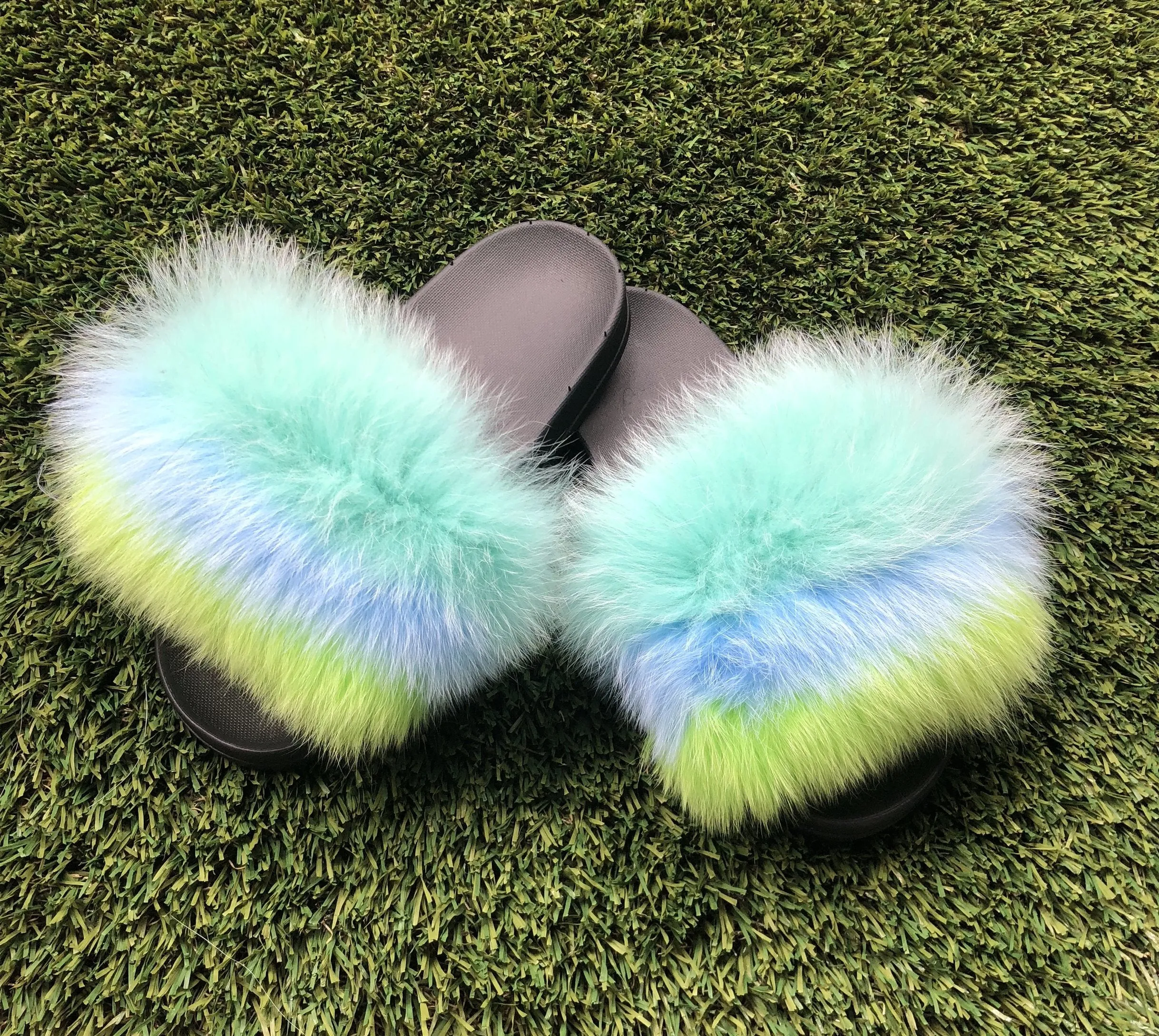 Summer Pom