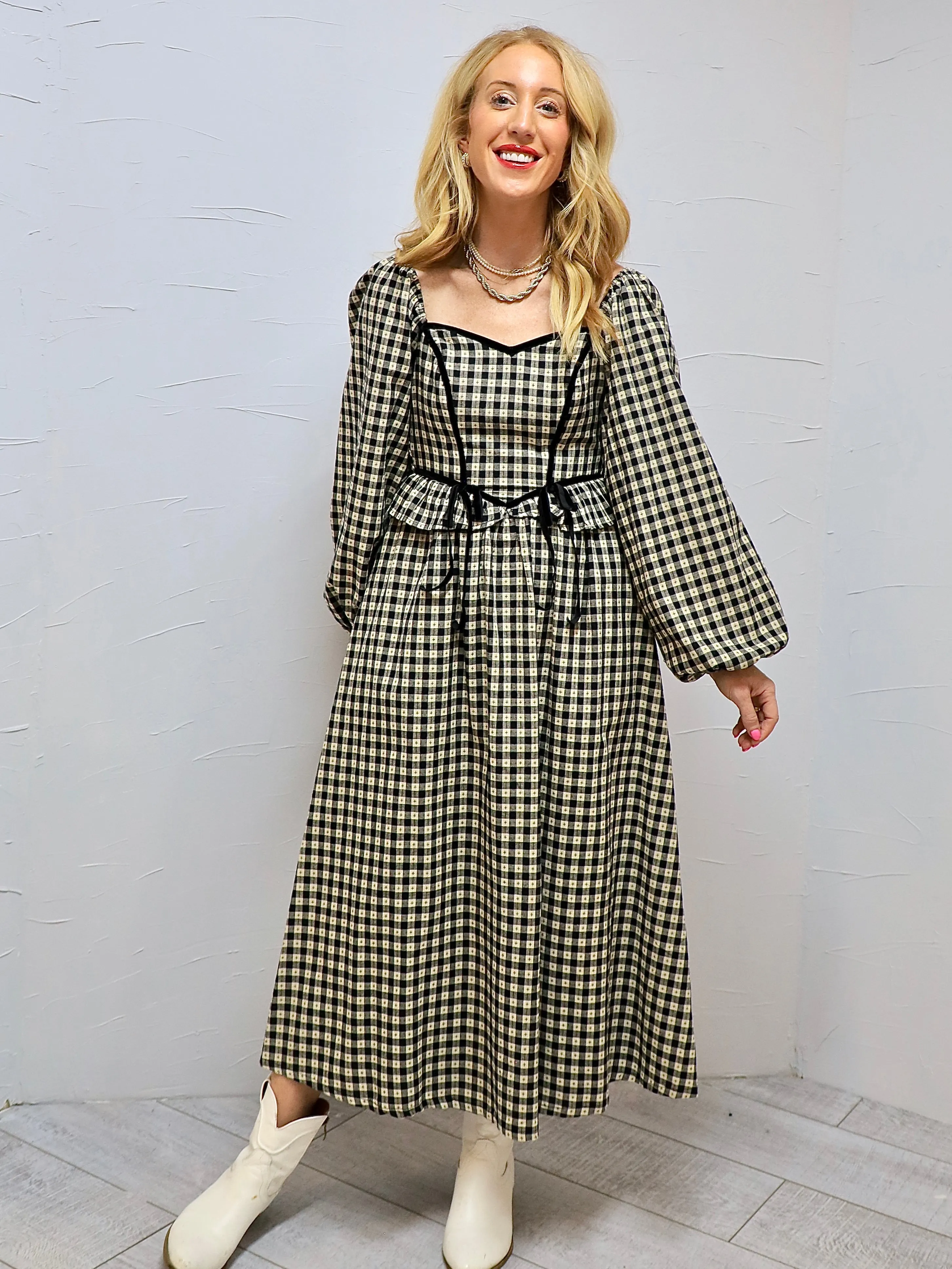 Sweetheart and Bow Dress