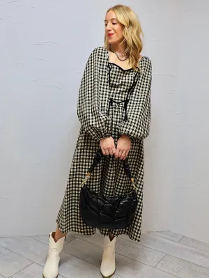 Sweetheart and Bow Dress