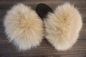 Tan Pom