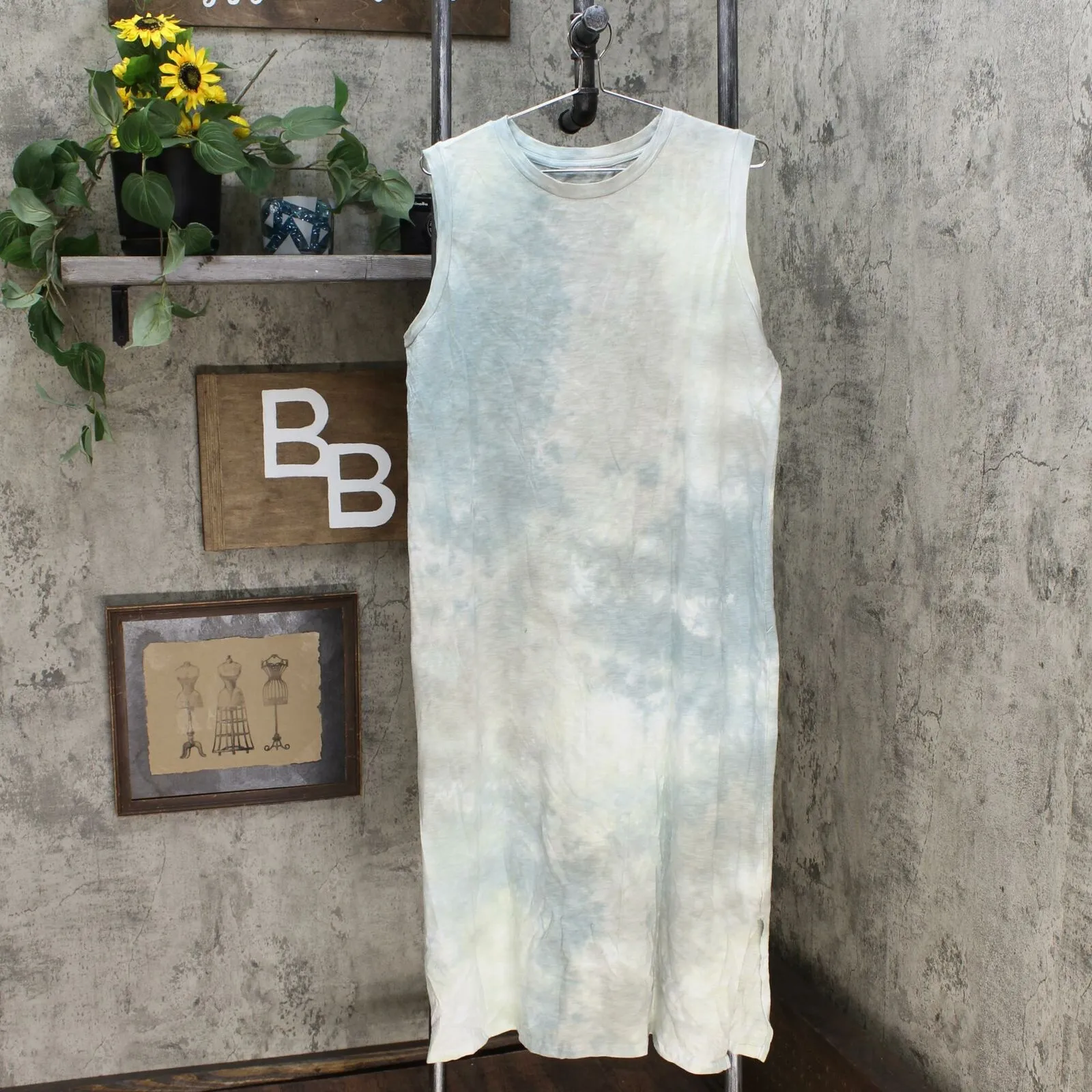 Universal Thread Women's Sleeveless T-Shirt Dress with Side Slits