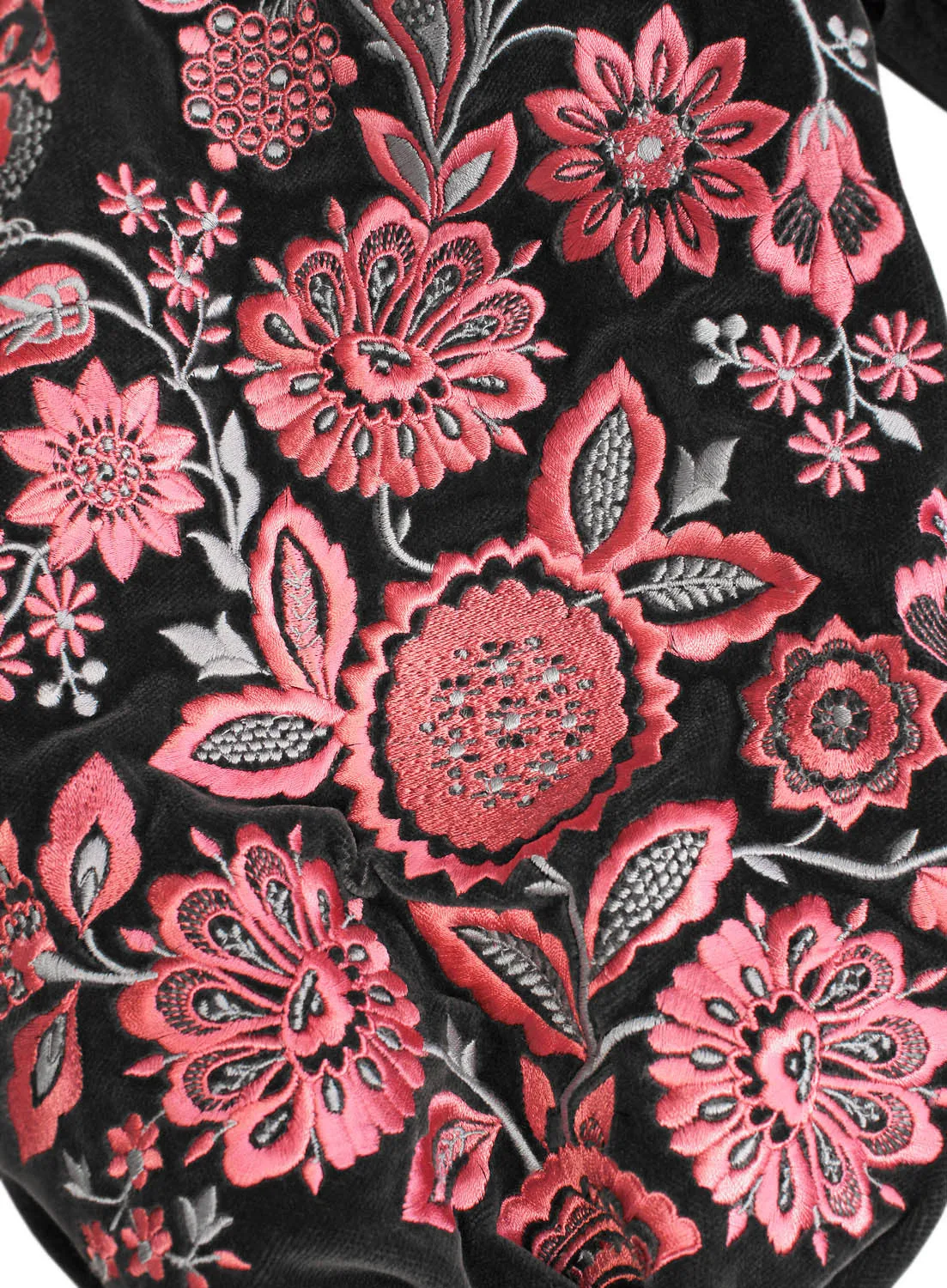 Velvet kaftan with flower embroidery