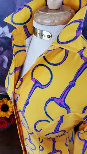VIOLET SNAFFLES ON PINEAPPLE