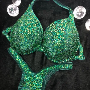 Wellness / Bra Top / Emerald Green Velvet