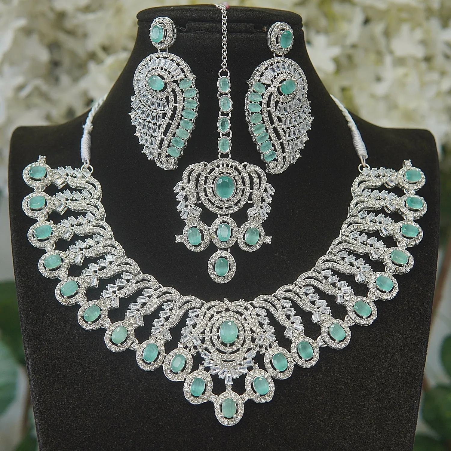 Zirconia Heritage Necklace Set