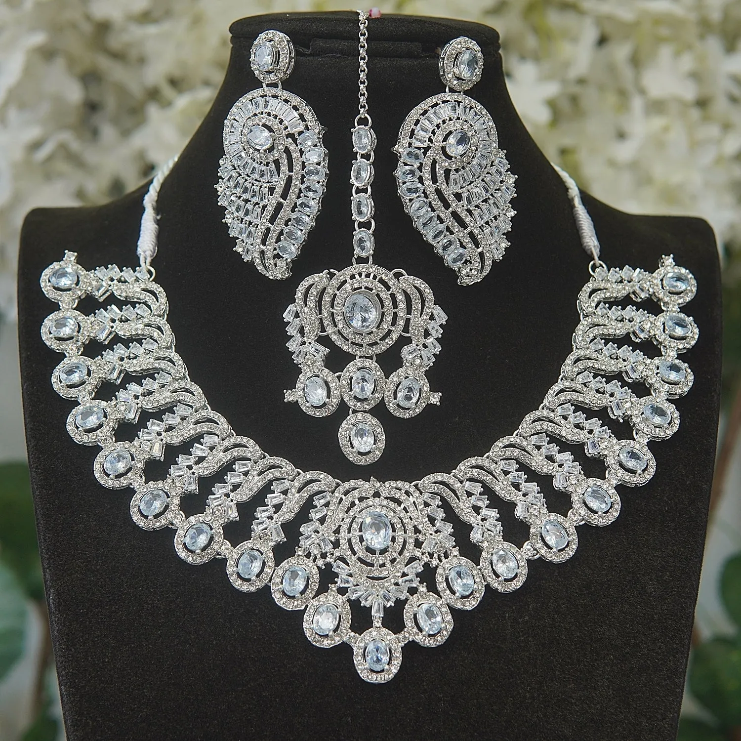 Zirconia Heritage Necklace Set